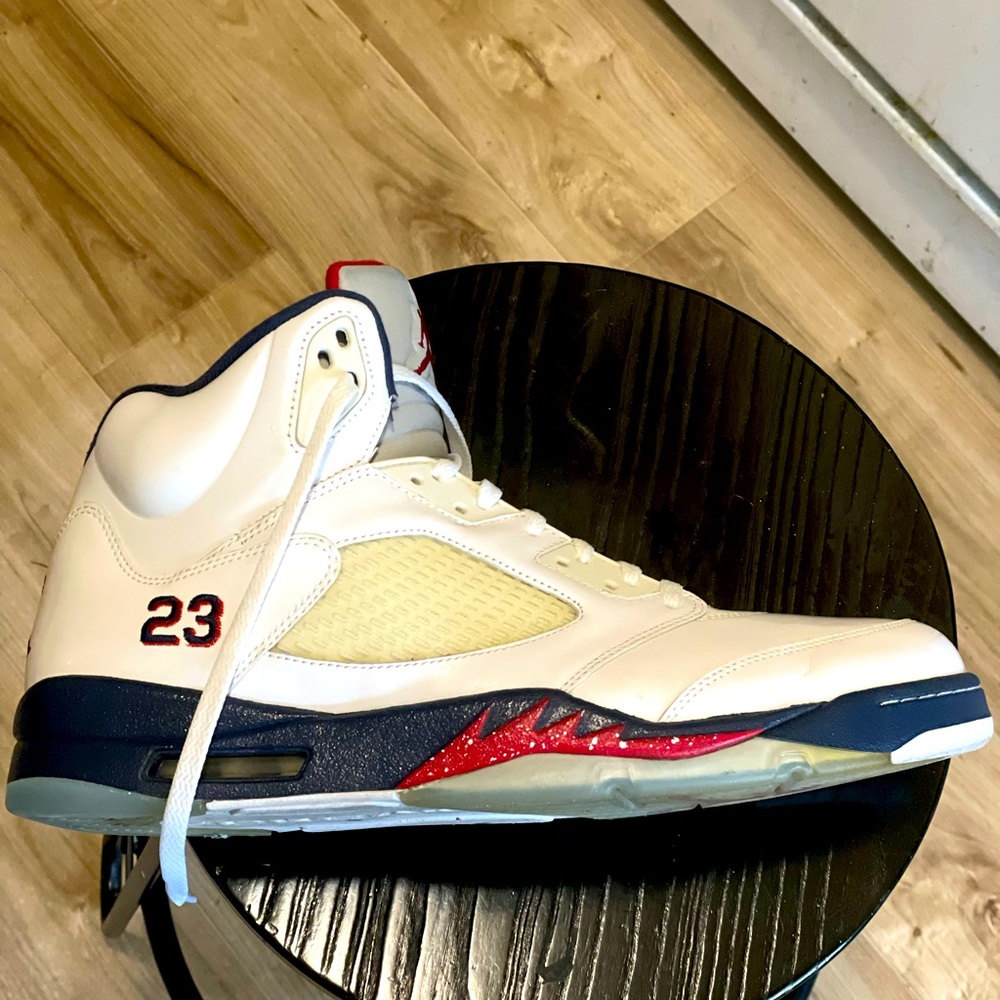 Nike Jordan 5 Retro only worn twice size 15
